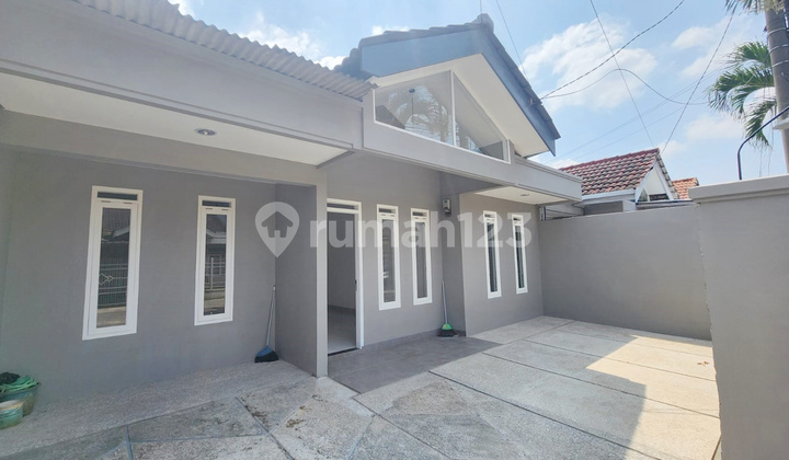 Murah Rumah Baru Bagus di Taman Holis Indah, Bandung 2