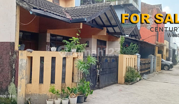 Murah Rumah Bagus Posisi Hoek di Kopo, Bandung