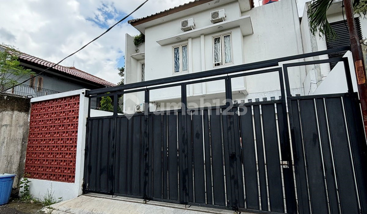 Murah Rumah Siap Huni 5 Kamar di Buah Batu, Bandung