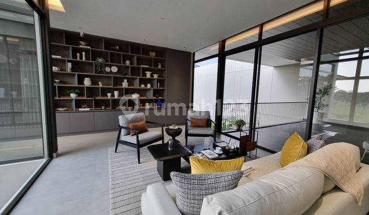Murah Rumah Luxury 3 Lantai di Summarecon, Bandung 2