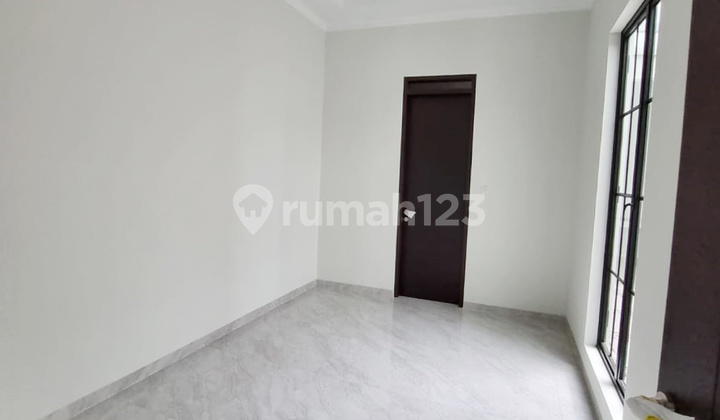Murah Rumah Baru Bagus 5 Kamar di Batununggal, Bandung 2