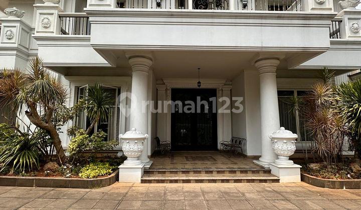 Good Luxury House in Karawaci Golf Garden 2