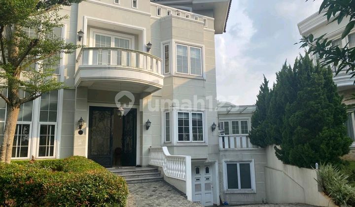 Rumah Mewah Taman Golf Lippo Karawaci Furnished Bagus