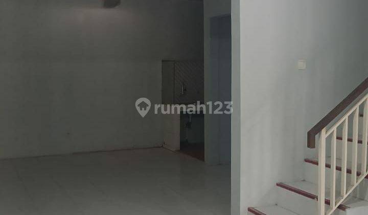 Dijual Murah Rumah 2 Lantai Moderland Cluster Vienna Bagus Siap Huni 2