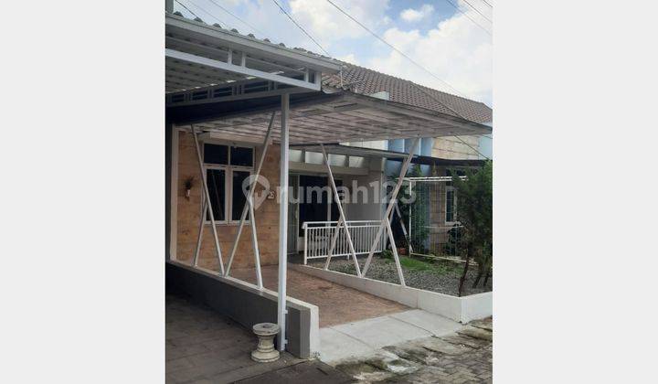 Jual Cepat: Rumah Bata Merah, Luas, Dekat Lrt Harjamukti 1