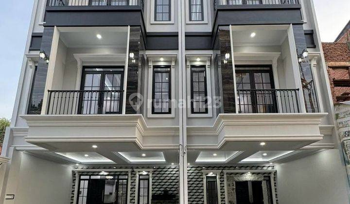 Rumah Pojok Parkiran 2 Mobil Harga 1Man di Jagakarsa, Jakarta Selatan 1