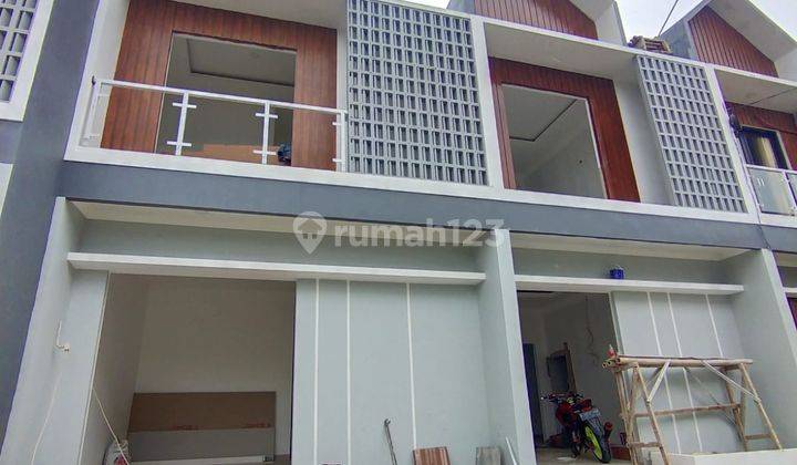 Rumah 2 Lantai, 600jutaan di Depok. Tipe Scandinavian Nempel Stasiun 1