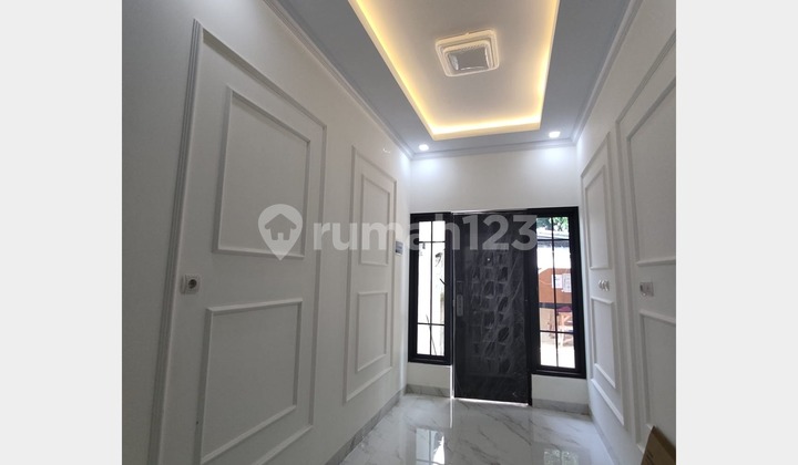 RUMAH SIAP HUNI DI JAKSEL. CICIL DEVELOPER SAMPAI 5 TAHUN 2