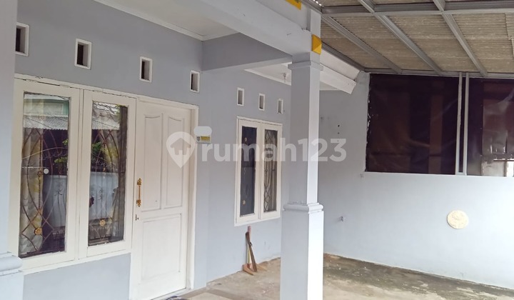 JUAL CEPAT: RUMAH KOMPLEKS SECONDARY, 5 MENIT MARGONDA DAN TOL KUKUSAN 2