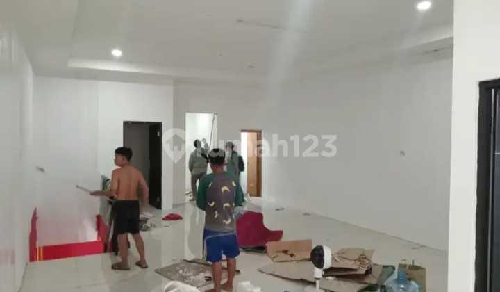 For Rent: Excellent Strategic Shop House in Taman Galaxy Raya, South Bekasi 2