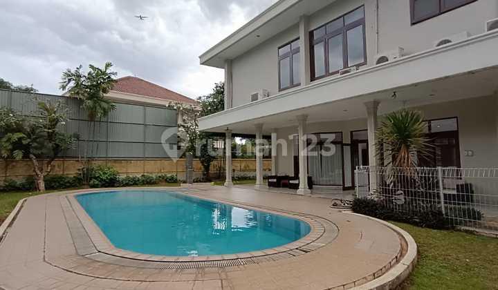 Rumah Mewah Jervois Park di Tb Simatupang, Jakarta Selatan Rumah Mewah Jervois Park di Tb Simatupang, Jakarta Selatan