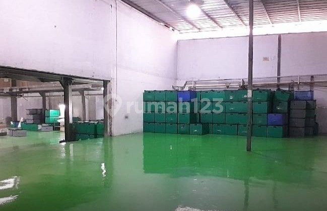 Land and Building with 40 Feet Container Access Ready for Use in Jati Asih, Bekasi City