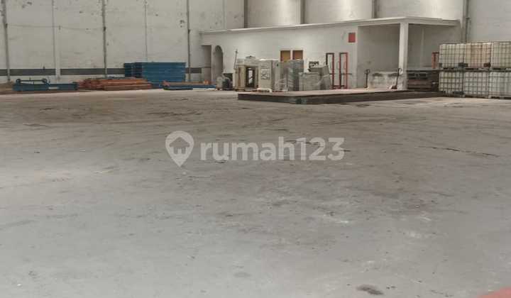 Gudang Luas 4.080M2 Akses Kontainer Siap Pakai di Surya Cipta Cikarang Bekasi