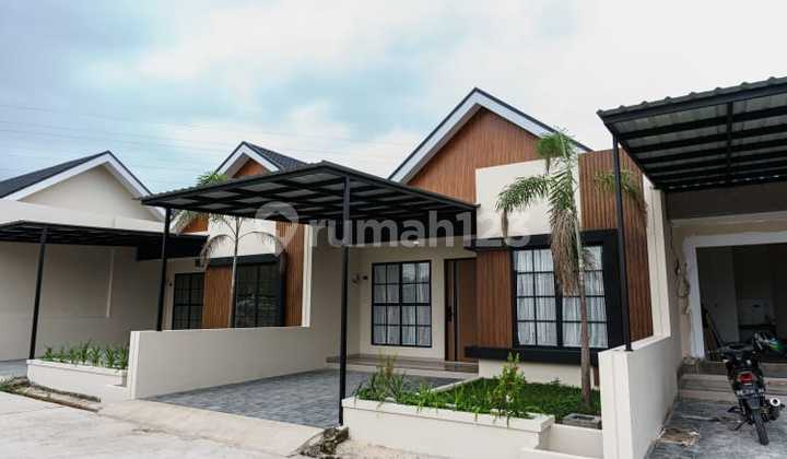 Rumah Artistik Untuk Keluarga Asik Pekanbaru Dekat Politeknik Rumah Artistik Untuk Keluarga Asik Pekanbaru Dekat Politeknik