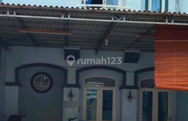 Rumah 2 Lantai di Dalam Komplek Puri Permata Mediterania 1