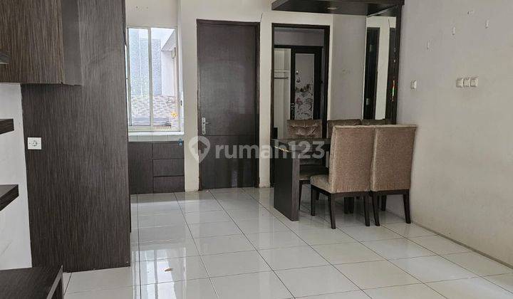 Rumah 2 Lantai di Puri Botanical Joglo Jakarta Barat  2