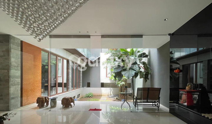 Dijual Rumah Puri Indah Blok J Lokasi Strategis