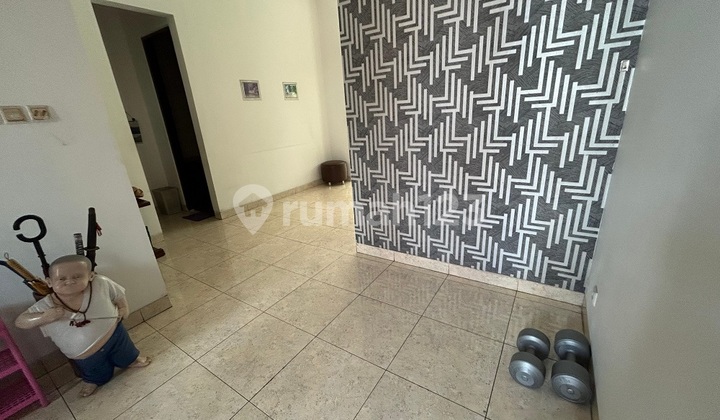 Dijual Cepat !! Rumah Siap Huni 9 x 20 Split Level Ada Taman Belakang di Gading Parkview , Bisa Nego 2