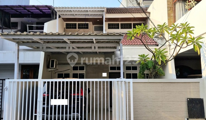 Cheap!! For Rent!! Semi-Furnished 6X17 House Ready to Occupy in Kelapa Puan, South-Facing