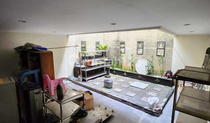 Murah !! Dijual Rumah Bagus 8 X 18 Siap Huni di Gading Grande Hadap Barat 2