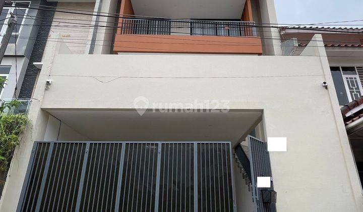 Dijual Cepat Rumah Brand New Siap Huni Minimalis di Pulomas , Bisa Nego 1