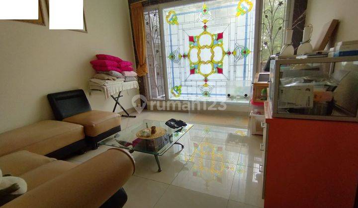 Dijual disewakan Rumah Hook Lux Jalan 4 Mobil di Villa Permata Gading , Harga Ok 1