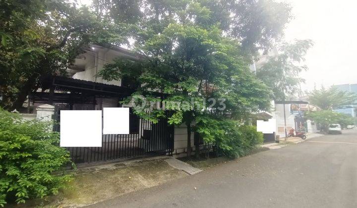 Dijual Cepat Rumah Hook Jalan 3 Mobil di Komp. Gading Pandawa , Bisa Nego  2