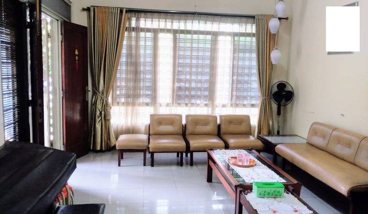 Dijual Cepat Turun Harga Rumah Gandeng Cocok U Usaha di Jl. Salak Cawang , Bisa Nego  1