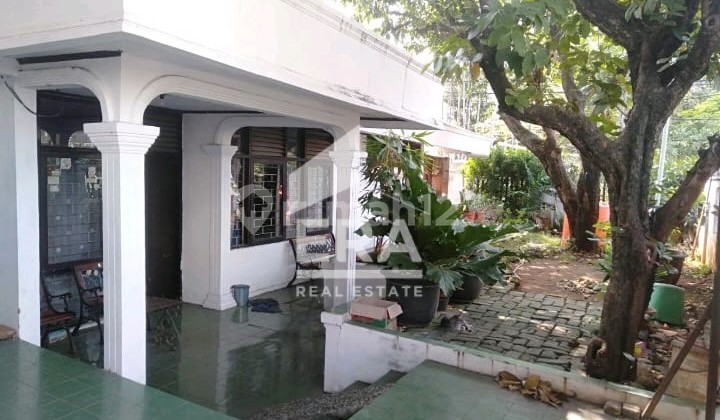 Murah !! Dijual Rumah Hook Luas 288 Siap Huni di Pulomas Hadap Selatan Timur 2