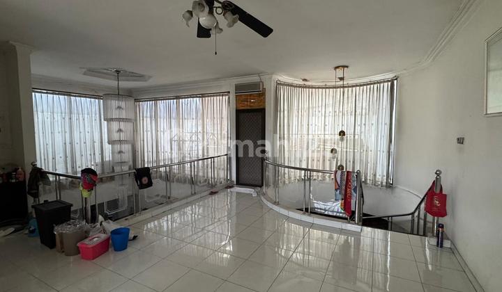 Murah !! Dijual Rumah Siap Huni 16x20 Jalan 3 Mobil Di Janur Kuning 1