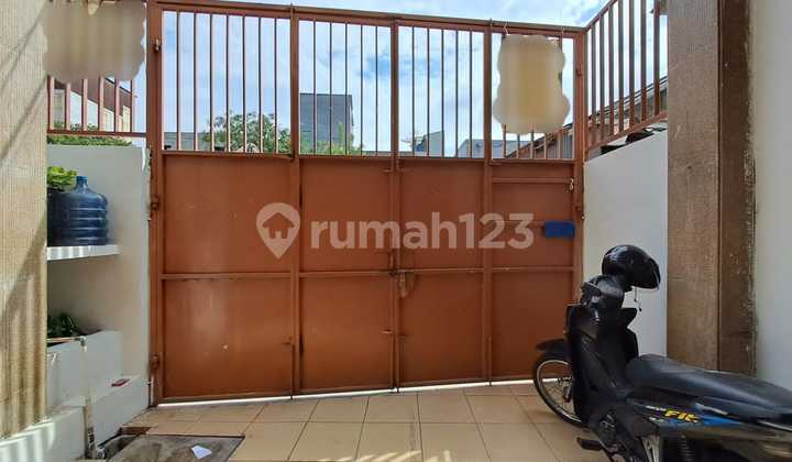 Cheap!! Quick Sale!! Ready-to-Live Minimalist House 4.7 x 15 Fully Furnished in Tamansari, West Jakarta, Negotiable 2