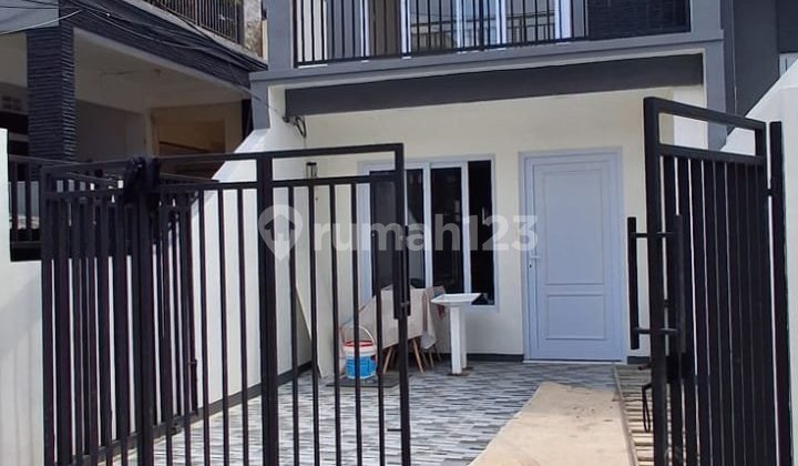 Cheap! New Minimalist House for Sale with 2-Car Street Access Cheap! New Minimalist House for Sale with 2-Car Street Access