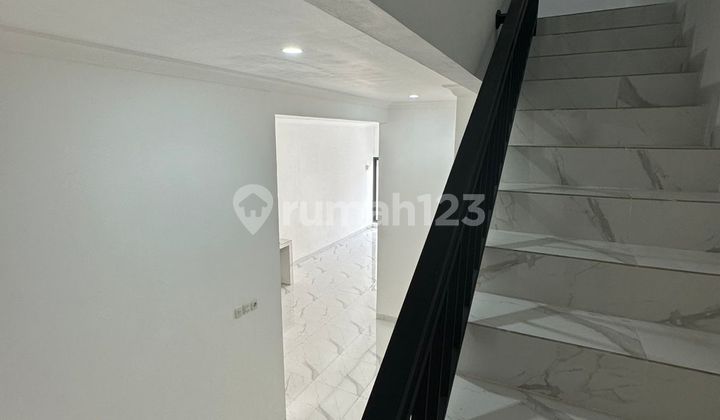 Murah !! Dijual Rumah Brand New 6x14 Siap Huni di Pulo Asem Hadap Selatan 2