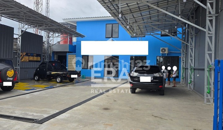 Cheap !! Quick Sale !! 324 Square Meter Plot Suitable for Business in Ciputat Tangerang Good Location by the Roadside, Negotiable