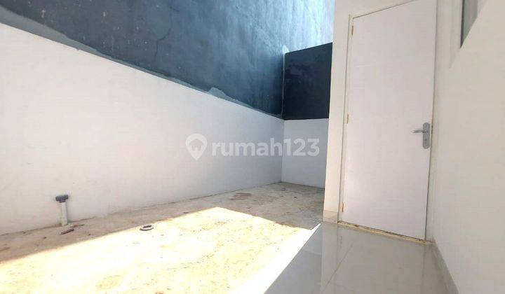 Murah!! Jual Rumah Minimalis Imperial 6x19 Jalanan 3 Mobil 2