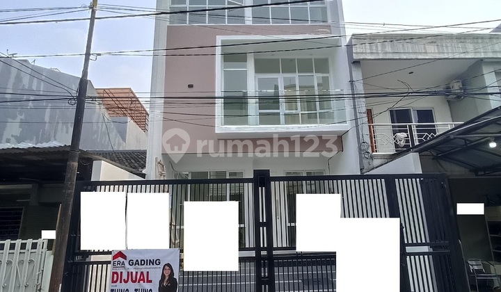 Murah !! Dijual !! Rumah Siap Huni 6X17 Brand New di Janur Kuning Hadap Utara