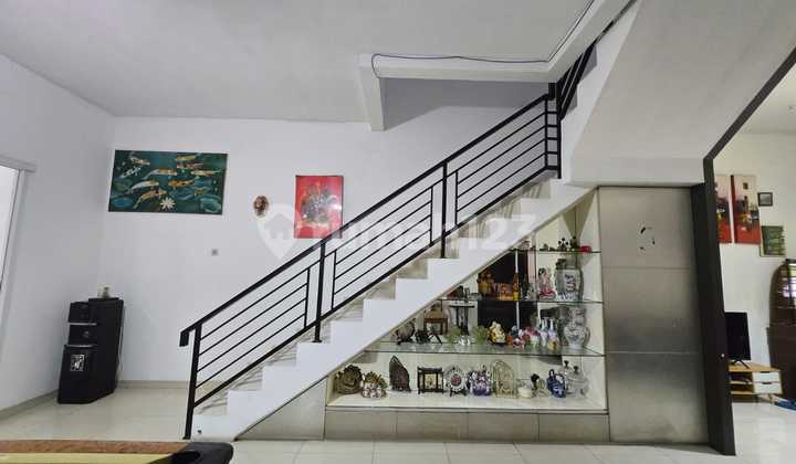 Murah !! Dijual Cepat !! Rumah Minimalis 8x18 di Pelangi Gading Residence , Hadap Selatan 2