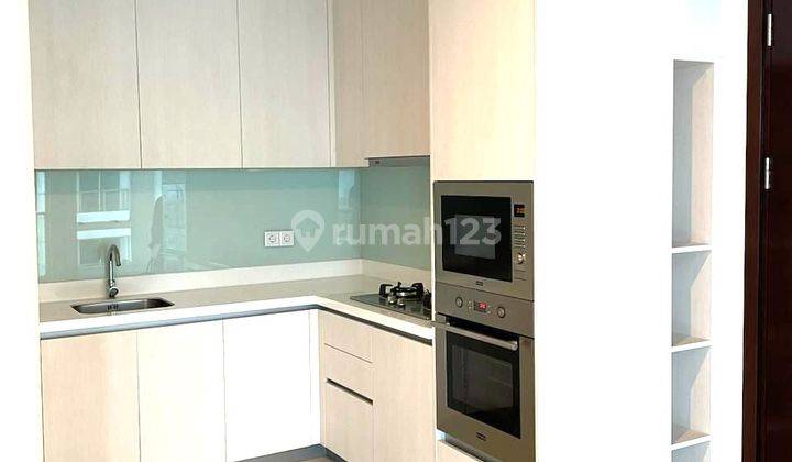  Murah Dijual Cepat Apt. The Kensington Tower Bellmont Semi Furnish Siap Huni Private Lift , Bisa Nego 2