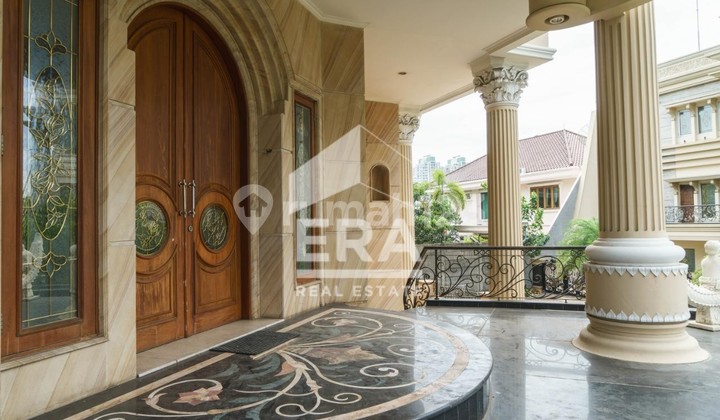 Cheap!! For Sale House Hook Area 616 Full Marble Luxury in Bukit Gading Villa Facing East South