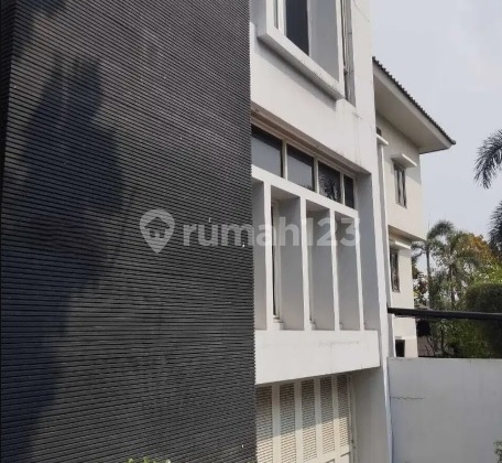 Cheap !! For Sale Fully Furnished 17X16 Minimalist Ready to Occupy House in Gading Nirwana Facing North/West