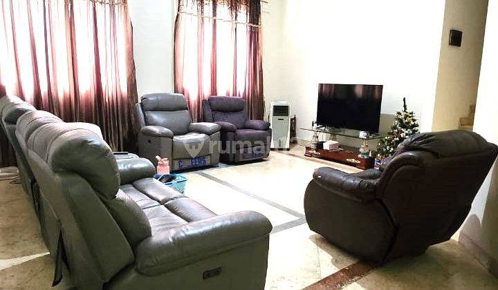 Murah Dijual Cepat Rumah Hook Kost kost an 15 X 17 di Gading Elok , Bisa Nego  1