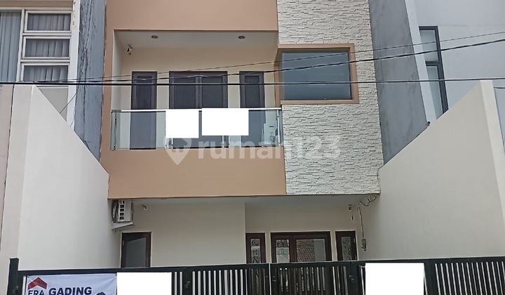 Murah !! Dijual Rumah Brand New 6 X 20 Siap Huni Di Janur Hijau Hadep Utara