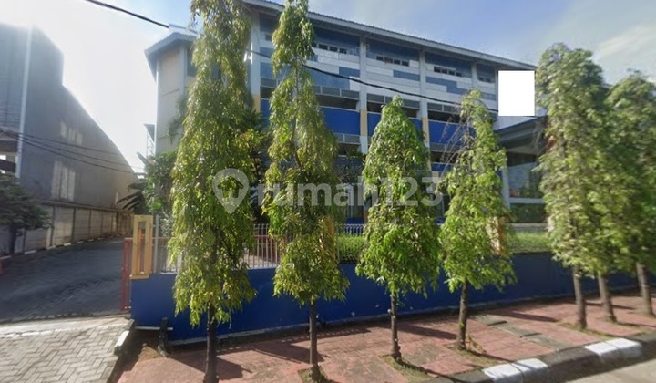 Cheap !! Sale of a 4,104 SqM Building, Former School on Jl. Arteri Raya Kelapa Gading
