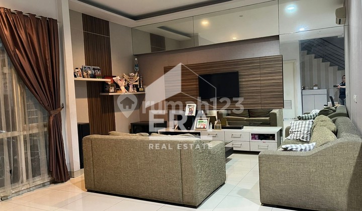 Murah !! Dijual Rumah Siap Huni 9x17 di Grand Orchard Hadap Selatan Jalan 3 Mobil