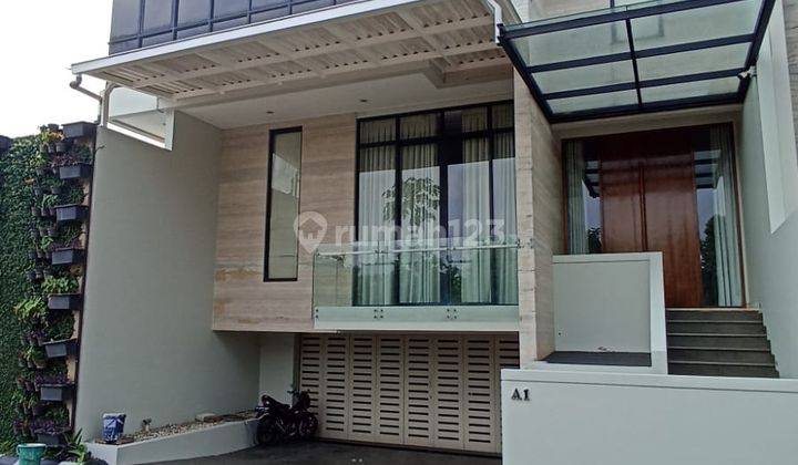 Murah!jual Rumah Minimalis.di Cilandak Ada.swimming.pool 1
