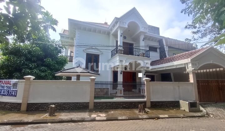 Murah !! Dijual Rumah Hook Siap Huni 16,5 X 15,6 Jalan 3 Mobil di Taman Pegangsaan Indah Hadap Selatan Timur 2