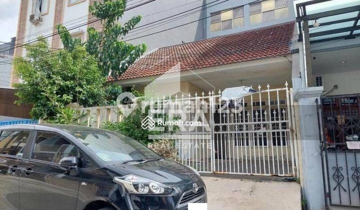 Murah !! Dijual Rumah Siap Huni 8X15 Kosongan di Pluit Karang Penjaringan Jalan 2 Mobil