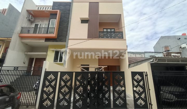 Murah !! Dijual Rumah Minimalis 6x15 Siap Huni di Kelapa Hybrida Hadap Utara 1