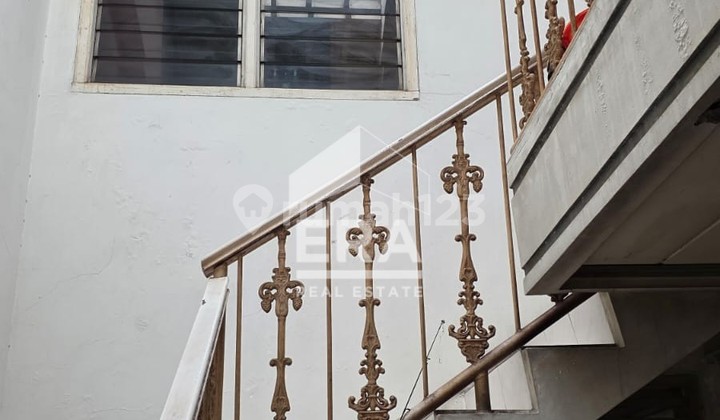 Murah !! Dijual Rumah Standart 6X17 Jalan 2 Mobil di Gading Harmoni Hadap Selatan