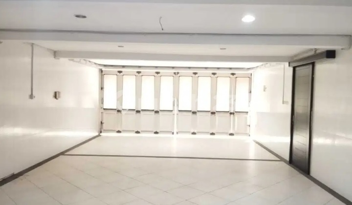 - Murah !! Dijual Rumah Full Furnish 17X16 Minimalis Siap Huni di Gading Nirwana Hadap Utara/Barat 2